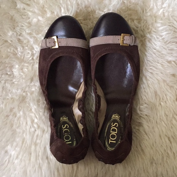 TOD'S Dee Fibbietta Suede Ballerina Flats - Picture 11 of 13